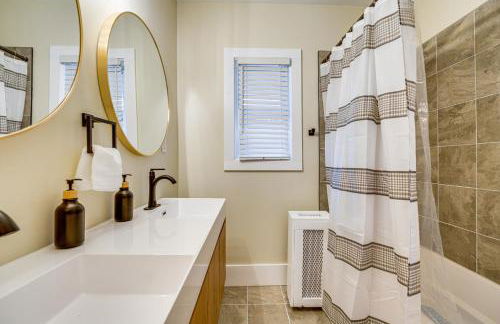 5 Mi to Dtwn Detroit Pet-Friendly Edison Home - Photo 15