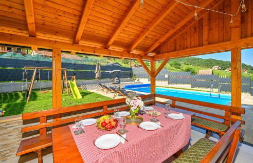 Cozy Home In Vrhi Pregradski With Sauna - Foto 16