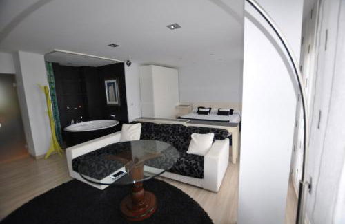 Black and White Suitte "Marques" - Foto 13