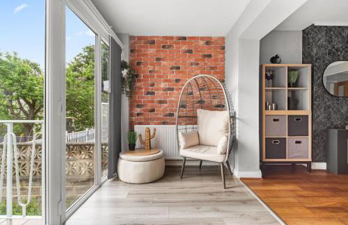 Peaceful 3-BR Home-Driveway, Sky-TV-Free WiFi - Foto 12