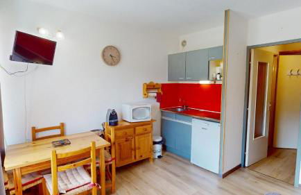 Studio 4 pers Le Sauze pied des pistes de ski - Foto 2