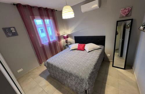 Villa en Provence 2 T3 jardin clos et SPA - Foto 12