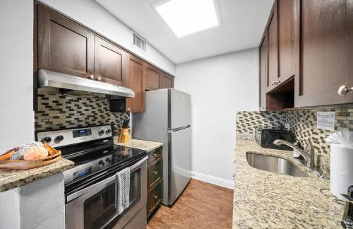 The Victor Apartments By Lowkl - Photo 30