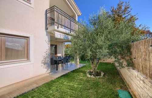 Family-Friendly Villa Amorea with Pool in Nature - Foto 3