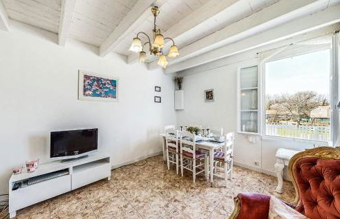 2 Bedroom Cozy Home In Oradour-Fanais - Foto 4