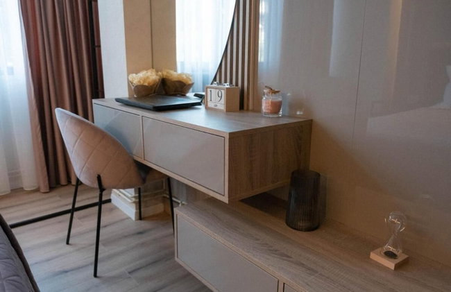 Cosy 2 Rooms Apartment in the Center of the City - Photo 2