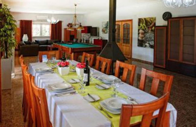 Aroeira Villa Sleeps 10 With Pool - Foto 23