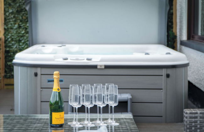 Hill House - 4 Bedroom - Llanrhidian - Photo 72