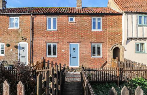 Spring Cottage - Photo 1