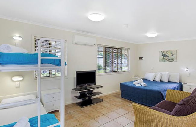 Landsborough Holiday Park - Photo 11