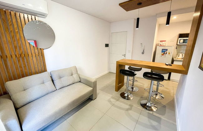 Impeccable 1 Bedroom Apartment in a Lively Area of Rosario - Photo 9
