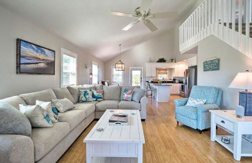 Carefree Coastal Getaway - Walk to Long Beach - Foto 1