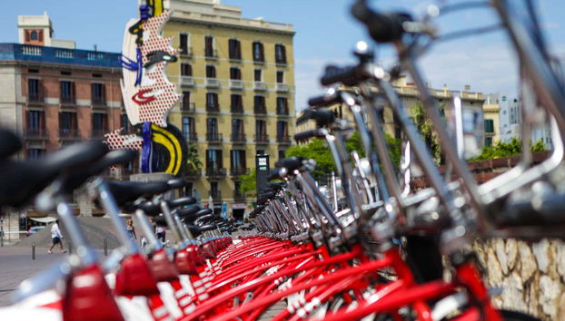 Sculpture Miss Barcelona