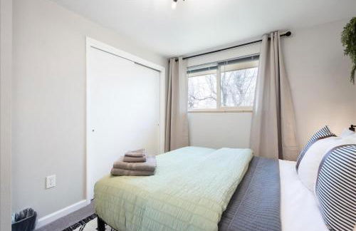 Modern Chic Retreat Near Mtns & Red Rocks Wifi - Foto 16