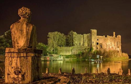 Pendine Sands Edith Villas - a luxury seaside home with beautiful sea views - Photo 65