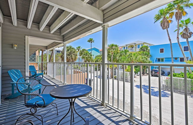 Coastal Surfside Swank by Beachside Management - Foto 46