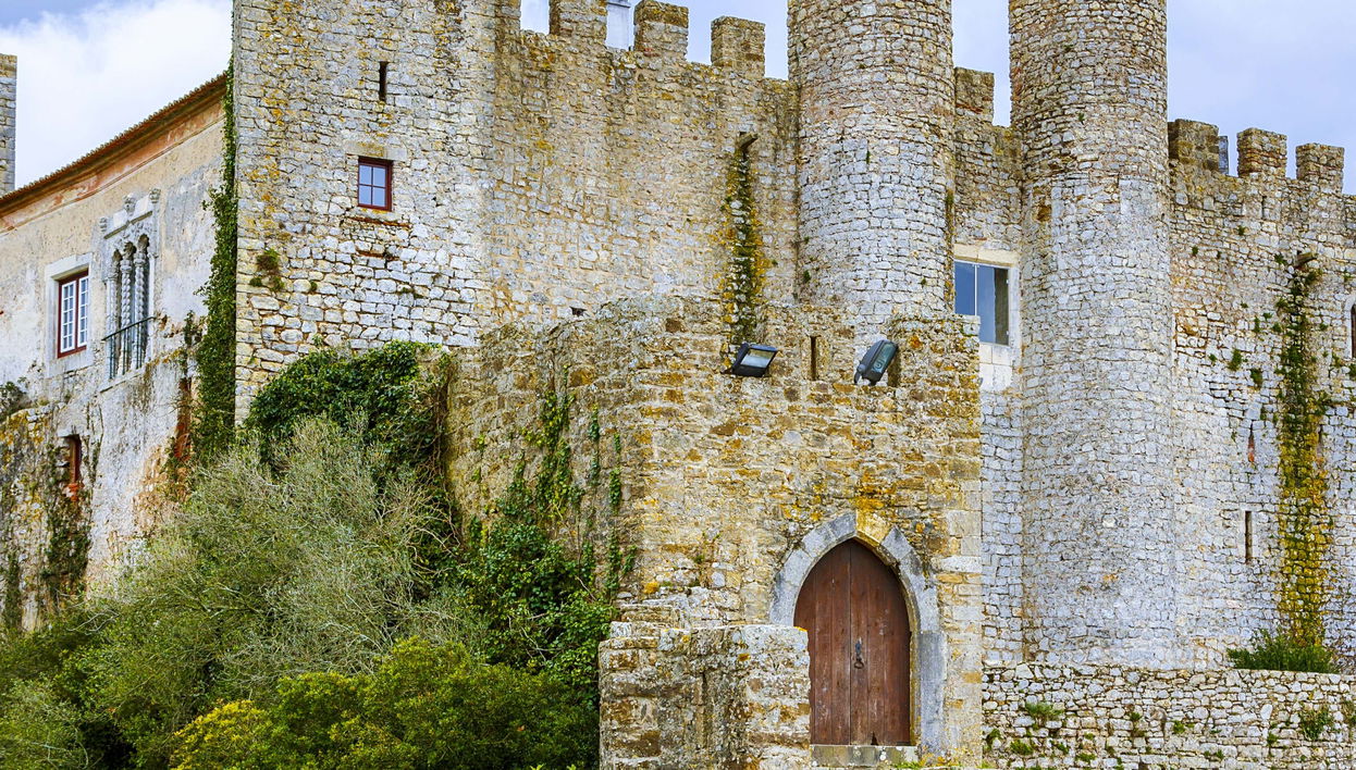 Visite guidée dans Óbidos + dégustation de Ginjinha
