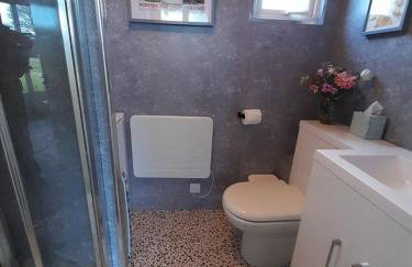 'Retro Retreat' Holiday chalet in the Norfolk Broads - Photo 4