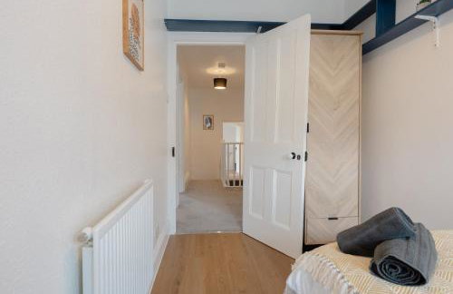 4-Bedroom Coastal Getaway in Pembroke Dock - Foto 13