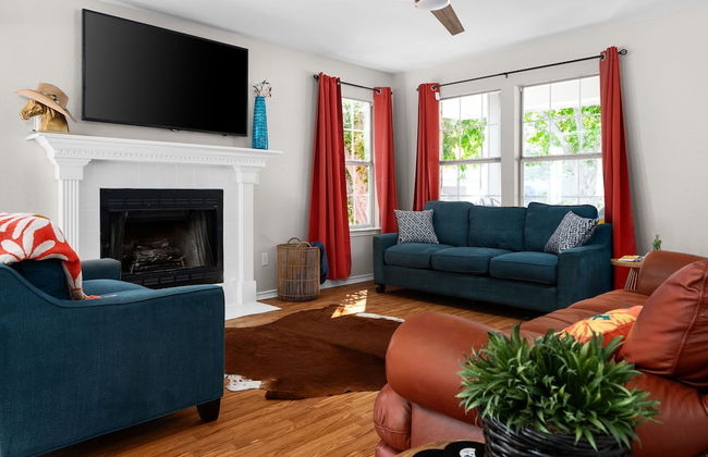 Fun 6BR Home with Private Theater & Pool - Photo 18