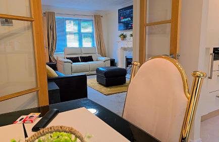 Modern luxury 3-bedroom guesthouse in Wigan - Foto 40
