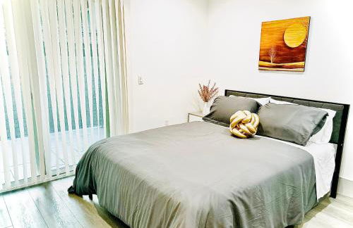 Newly Built Stylish Modern 2B In LA - Foto 14