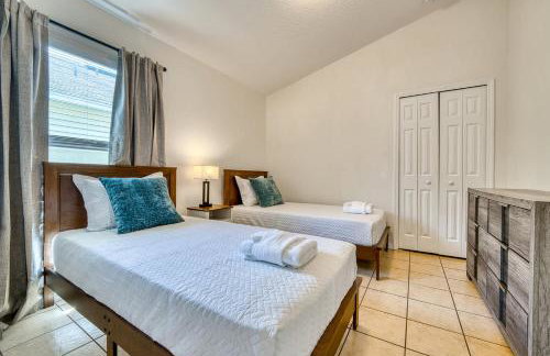 Private Pool Getaway Near Theme Parks - Foto 5