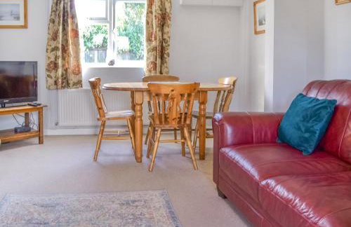 Betty's Cottage - Photo 5