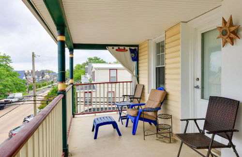 Walk to Downtown and Beach Ocean Grove Apartment! - Foto 1