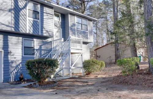 Modern Comfort Meets Classic Charm in Stonecrest - Foto 12