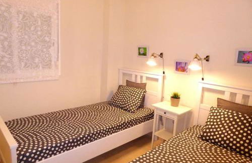 Ático fresco y luminoso con aparcamiento privado - Foto 25