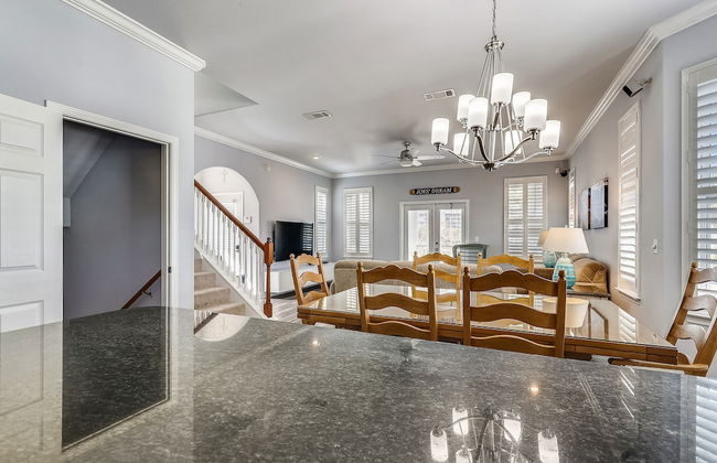 Joe's Dream 3 Bedroom Home by RedAwning - Foto 14