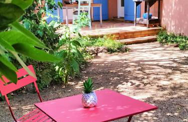 Calme et Intimité proche Avignon Piscine options au choix privée ou partagée de juin à octobre - Foto 17