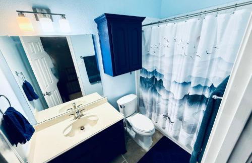 Luxury 5BR Retreat, Kid's Playroom! Near Lake Hubbard, Vineyard Views - Foto 17