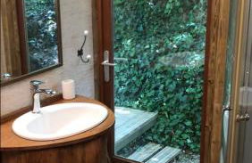 Bus atypique au bord du canal du midi et au cœur d'une forêt 2 chambres - Foto 8