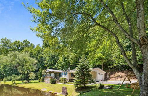 Twin Ponds Retreat-pond Hot Tub Fire Pit Game Room Pet Friendly - Foto 31