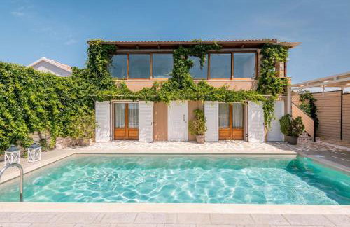 Villa Tramonto with Private Heated Pool, by ZanteWize - Foto 40