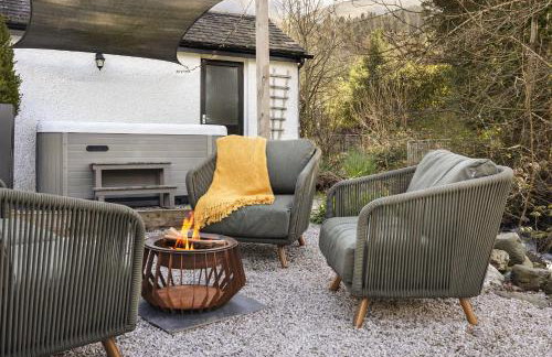 Bellfoot Rural Retreat and Hot Tub - Photo 58