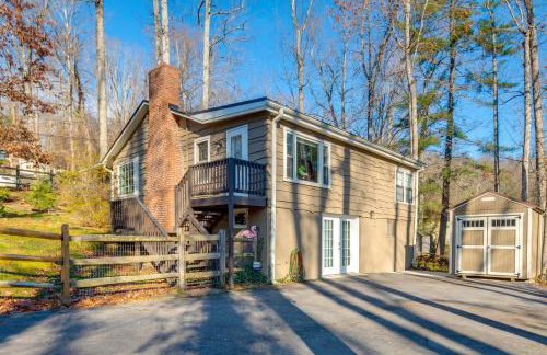 Hike, Sip and Explore! Blue Ridge Mtn Cabin with Porch - Foto 30