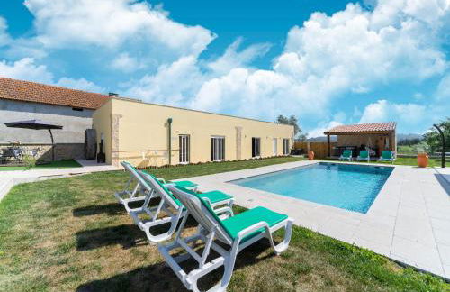 Rural Holiday Home with Pool - Foto 11