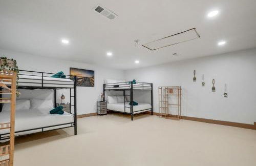 4BR 2B Home with Pool Hot Tub Fire Pit - Foto 42