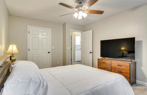 Private Yard and Deck High Point Home Base! - Foto 20