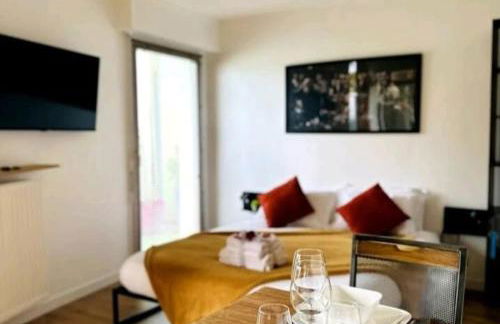 Le Golden-Terrasse & Parking - Photo 35