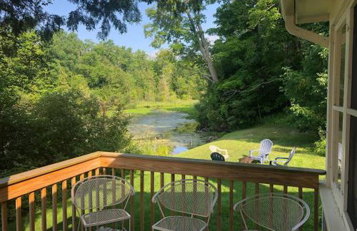 On Belanger Pond - Foto 5