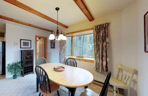 South Hill Lodge - Photo 9