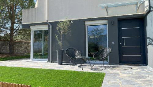 Modern Garden Apartment - City & Mountain View - Foto 3