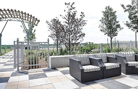 Deluxe Corner Suite - By Elite Suites - Photo 32