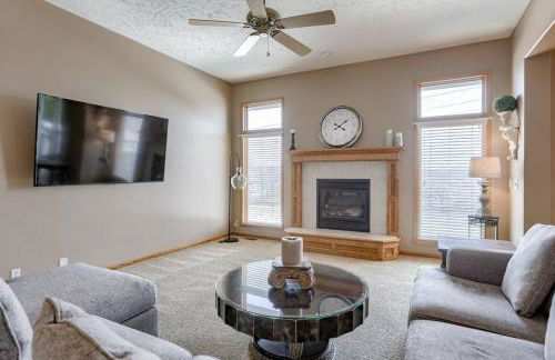 Spacious Pool House with tons of amenities! - Foto 63