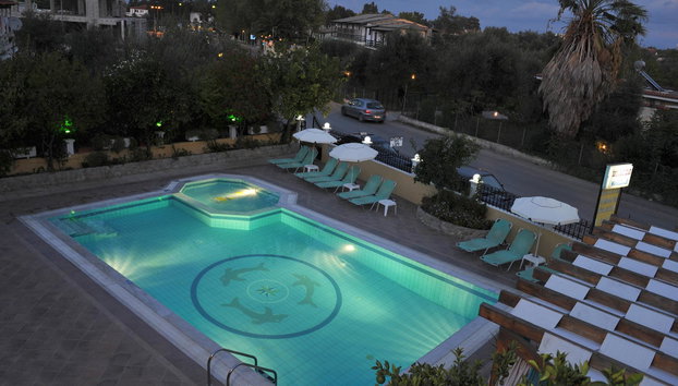 Makis Apartments - Foto 3