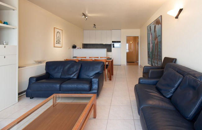 Apartment in Mariakerke With Stunning Sea Views - Foto 9